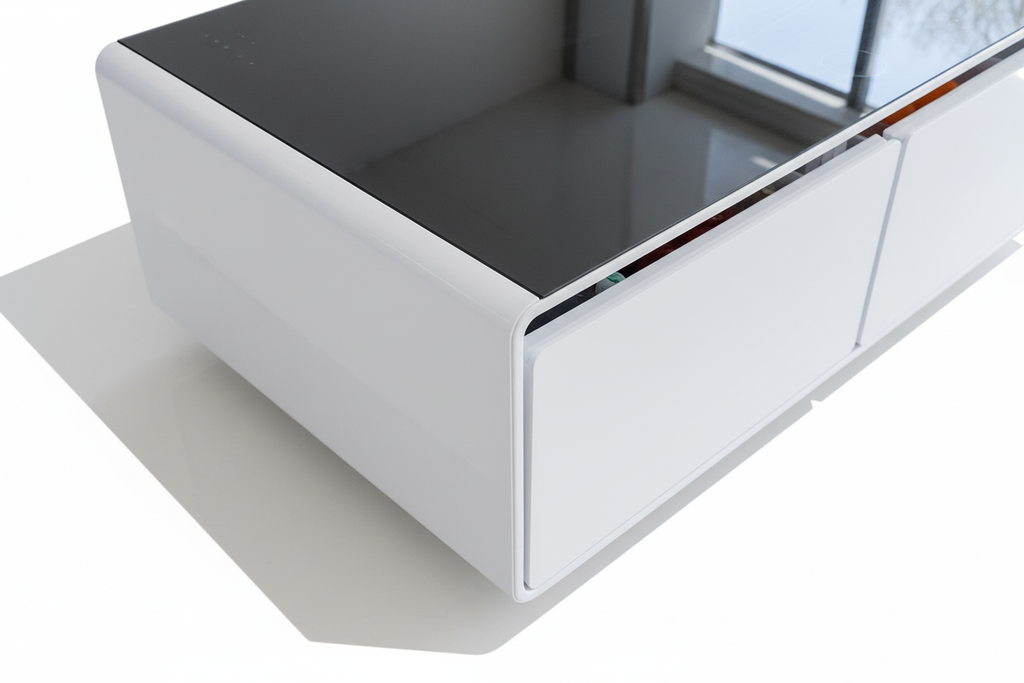 Steinfield Cyber Table Pro - Black Glass Edge Detail