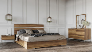 Labolita Italian Modern Light Oak Dresser&Mirror